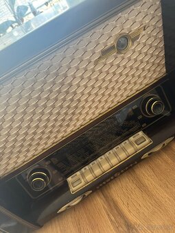 Staré rádio Loewe-Opta 741W - 5
