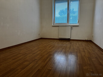 3.izb byt novostavba, parkovanie, 120m2 záhradka - Rovinka - 5