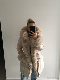 Zimny kabat s kozusinou - 5