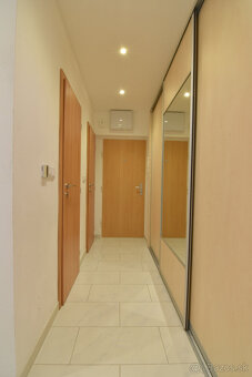 2-izbový zrekonštruovaný byt v centre (Stavbárska ulica) - 5