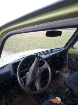 Lada Niva 1.7i 4x4 - 5