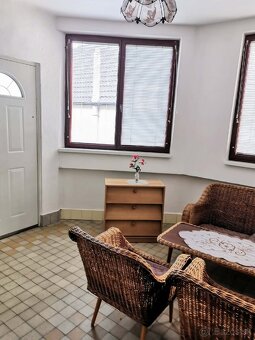 Dom v Obyciach pri Zlatých Moravciach - 5