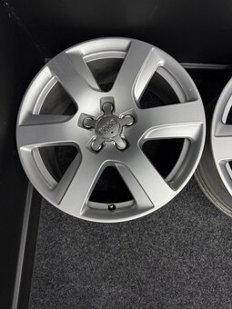 Alu Audi 5x112 17” 4G0601025L - 5