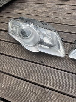 Svetlo Passat B6 predné práve a ľavé - 5