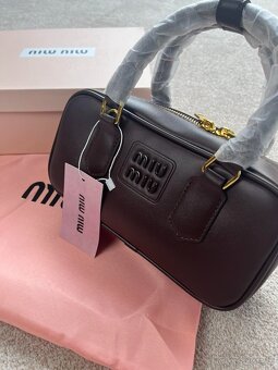 Miu Miu hnedá kabelka - 5