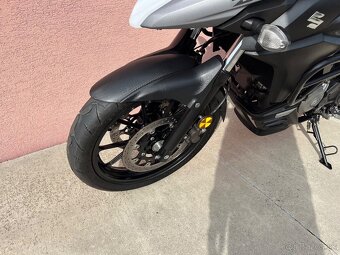 Suzuki DL650 V strom - 5