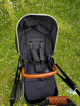 M O O N R O C C A E D I T I O N + detský kočík
- 5