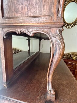 Starožitný drevený príborník - 5