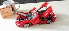 Ferrari FXX 1:18 (hw elite) - 5