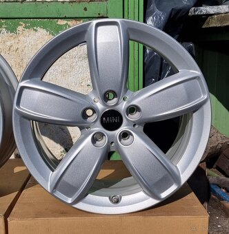 disky mini Countryman F60, r17 , 5x112 - 5