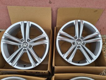 5x112 R18 VW Tiguan R line Sebring orig.Top - 5