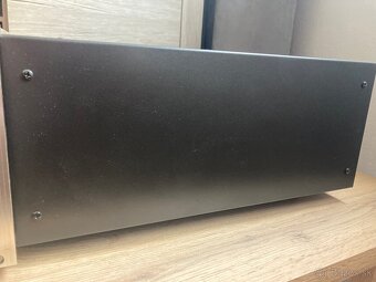 Accuphase C-240 - 5