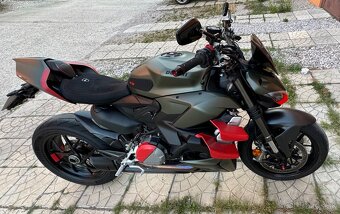 Ducati Streetfighter V2 2023 (153 koní 112 kW) - 5