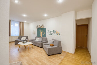 Predaj veľkometrážny 3 izbový byt, 2x kúpeľňa, 2x balkón, te - 5