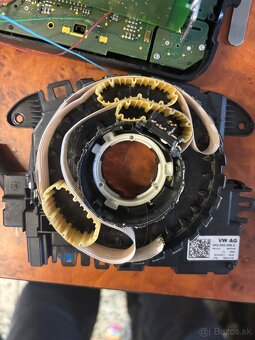podvolantova jednotka skoda seat vw 5K0953569 - 5