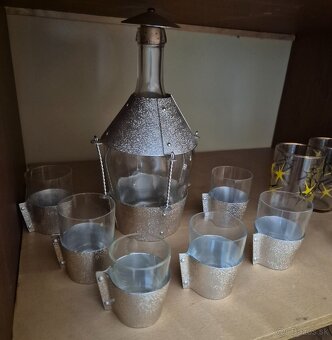 Poháriky, ozdobná fľaša... - 5