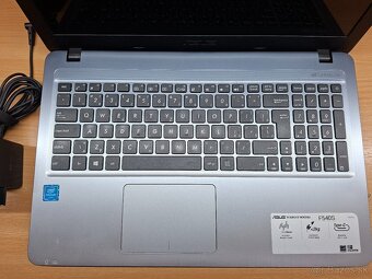 Asus F540S - na opravu - 5