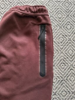 NIKE Tech Fleece Teplaky M - 5