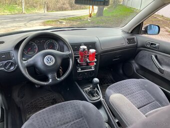 Wolkswgen Golf 4 1.6i - 5