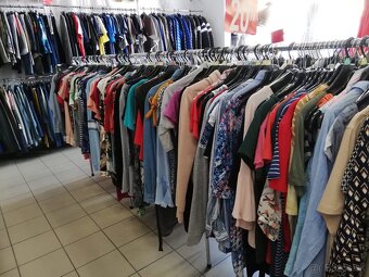 Odstúpim predajňu Second hand v Nových Zámkoch - 5