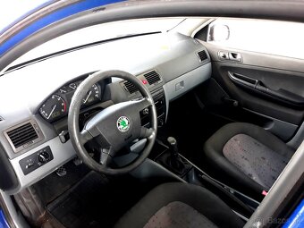 Predám škoda fabia 1.2 44kw rok 2003 - 5