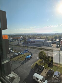 Administratívne/ kancelárske priestory - 5