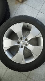 Originál Volvo disky R18 so zimnými pneumatikami Pirelli - 5
