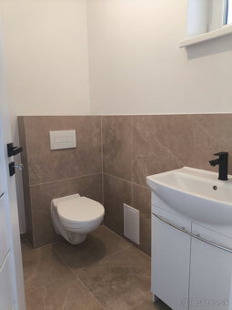 Ponúkame Vám na predaj 4-izbový rodinný dom v obci Topoľníky - 5