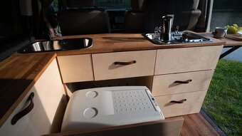 Obytná dodávka Volkswagen T4 Caravelle Long - 5