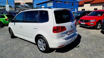 Volkswagen Touran 2.0 TDI Premium Comfortline DSG - 5