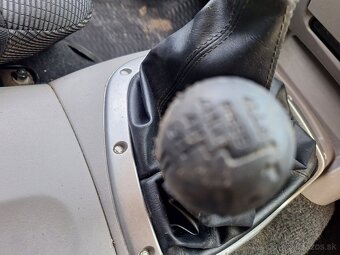 MITSUBISHI L200 4X4 NOVÁ STK EK 2027 KLÍMA ŤAŽNÉ - 5