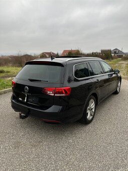 Volkswagen Passat, 2022, 147kW, ťažné, panoráma, head-up - 5