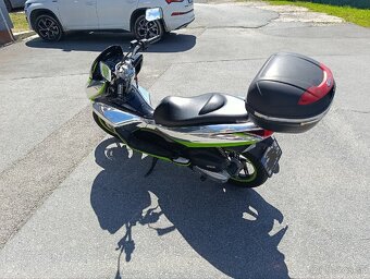 Honda 125 PCX - 5