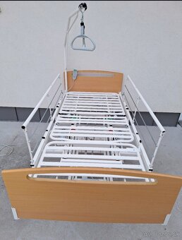 Ošetrovateľská posteľ OPUS - 5