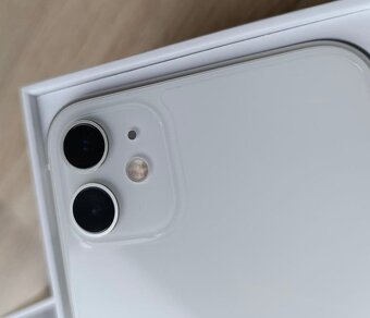 iPhone 11 64GB v záruke - 5