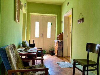 Rodinný dom s veľkou záhradou /1054 m2/, Kolárovo - 5