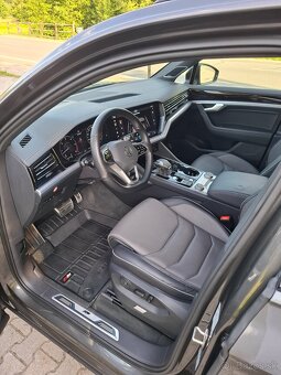 VW Touareg R-Line 3.0 V6 210 KW - 5