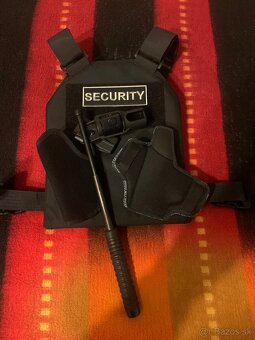 Obušok,vesta a púzdra - 5