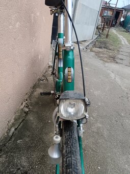 Eska - 5