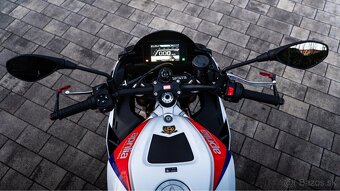 APRILIA TUONO V4 1100 FACTORY 2024 - 5