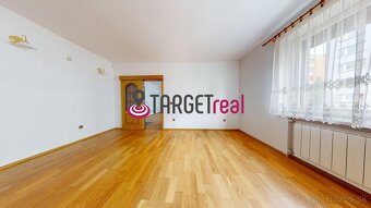 Spacious House with Garden for Rent in the Heart of Martin – - 5