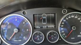 Predan VW Touareg 2003, 2,5TDI 128kW - 5