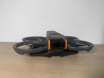 DJI Avata 2 (Fly More Combo, 3 batérie) - 5
