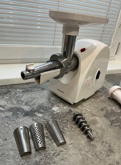 Sencor SMG 4382 mlynček na mäso, strúhač, odšťavo - 5