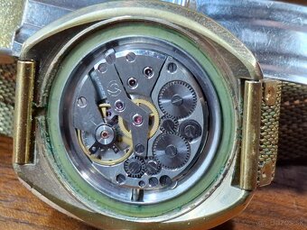 Predám funkčné pánske náramkové hodinky SLAVA 21 Jewels 28 € - 5