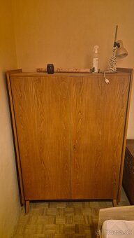 Predam starožitný nábytok - 5