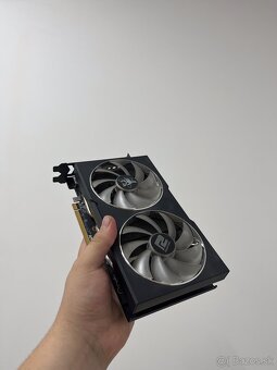 Predám grafickú kartu PowerColor AMD Radeon RX 6600xt 8GB - 5