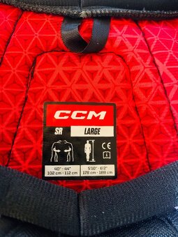 Predám chrániče ramien CCM Jetspeed FT680 SR nové - 5