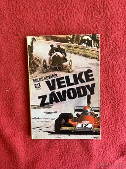 Knihy o automobilizme - 5