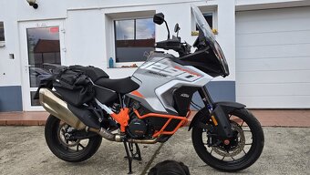 KTM 1290 SUPER Adventure S (2023) za 14 500 €? - 5
